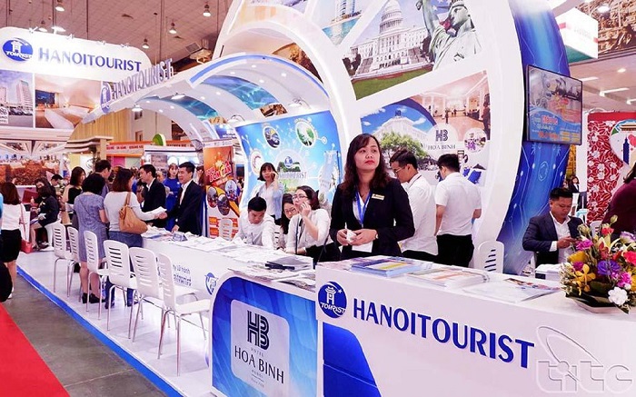 Đội ngũ nhân viên của Hà Nội Tourist 